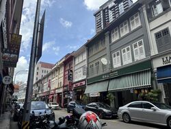 North Bridge Road (D7), Retail #522403821